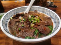 -粉吖吖·邵阳米粉(体育西路店)
