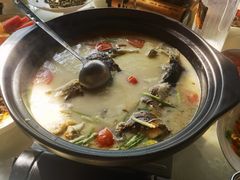 -洈水谣 · 地道荆州松滋菜(菱角湖公园店)