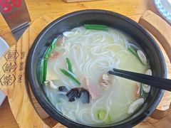 -桥香园过桥米线(国贸店)