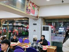 大堂-渔香岛美蛙鱼头火锅(威清路店)