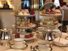 节日限定单人红丝绒下午茶-Salon de Ville浦江汇(上海外滩华尔道夫酒店店)