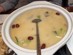 -鱼痴渔醉·食鲜集(月亮湾店)