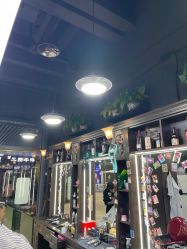 点击看大图 -Barber潮先生男士理发店