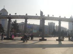 -人民防洪胜利纪念塔