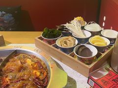 -麻辣英雄重庆火锅(二城广场店)