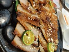 卵石烧猪颈肉-九號渔港·蒸汽海鲜·粤菜茶点(八卦岭店)