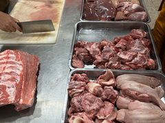 -标记美食新鲜猪杂(兴南大道店)