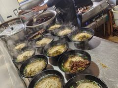 -小龙大肉面馆
