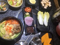 -烤路里·韩国品质自助烤肉(石路天虹4号店)