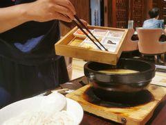 过桥米线-云采云南菜(中山北路店)