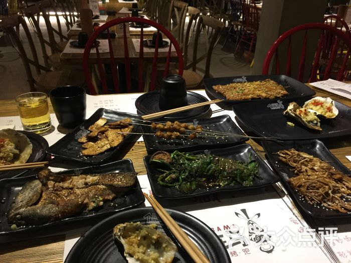 个斑马音乐烧烤吧