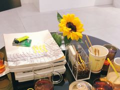 -YECLIP COFFEE黄色回形针咖啡