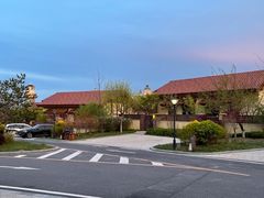 -大连金石滩绿发温泉假日酒店