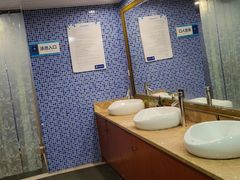 -七彩阳光游泳俱乐部(江北远洲店)