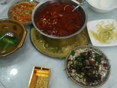 -乡土特色.冷锅鱼.牦牛肉汤锅