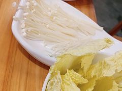 -小小河边鱼(天润城店)