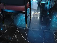 -屋有岛沉浸游戏旗舰店(中山公园店)