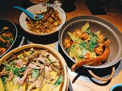 泡子姜烧牛蛙-吃饭皇帝大(合生汇店)