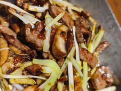 韭芽蘑菇爆猪肝-弄堂里·寻味杭州(湖滨银泰in77C区店)
