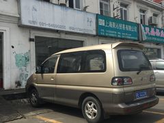 -上海龙吴水胜海发市场