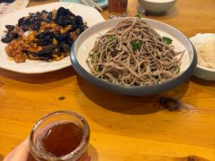-肘子酥·天津菜·特色捞面(德云社店)