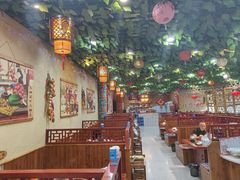 -袁小二大东北铁锅炖(吉祥村总部)