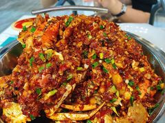 -凤凰路何眼镜香辣蟹(花果园店)
