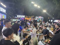 -刘姐啤酒鱼民族演艺餐厅(西街总店)