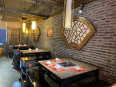 大堂-月满大江经典火锅(任城路店)