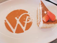 -WOLFGANG PUCK KITCHEN & BAR(迪士尼小镇店)