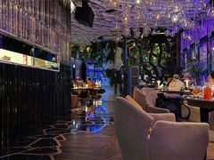 -OZONE 顶楼酒吧(香港丽思卡尔顿酒店)