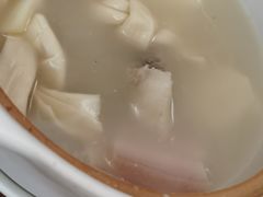 腌笃鲜汤-蘭心餐厅(进贤路店)