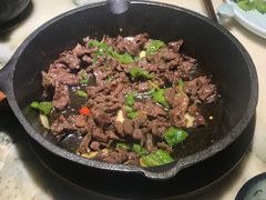 -佬麻雀·新湘菜(珠海金发购物中心店)