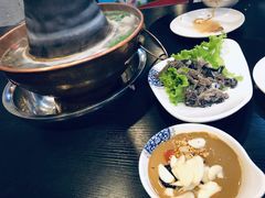 -楼外楼大刀肉传统火锅居(幸福街店)