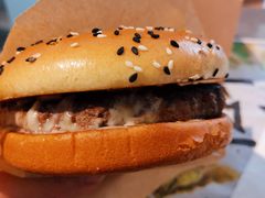 -麦当劳(普陀香溢花城店)