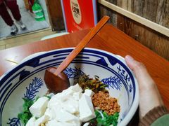 -蜗牛小馆醉乡民谣云南菜(惠新西里店)