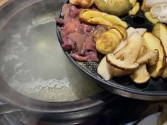 -一朵菌·野生菌探索家火锅(南亚店)