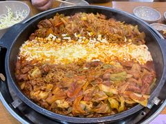 芝士鸡排火锅-高基五春川炒鸡排(威海总店)