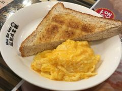 鲜牛油麦包厚多士-旺记冰室(九龙中心大厦店)