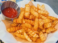 -LESCEDARS Brasserie Bistro香柏树