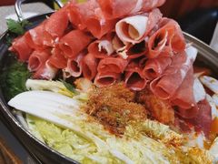 部队锅-MI WU FACTORY米屋美食工厂餐厅(绿地店)