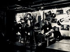 -南锣鼓巷吉他吧(鼓楼店)