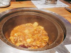 -山河屯铁锅炖·非遗东北菜(南山店)
