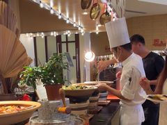 -亚龙湾希尔顿自助餐厅·海鲜·烧烤·沙滩BBQ·现场乐队