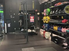 -TOP健身私教工作室(侨香店)