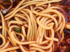 -薛记襄阳香辣牛肉面(平安路店)