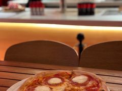 -城市大道红炉披萨烘焙坊