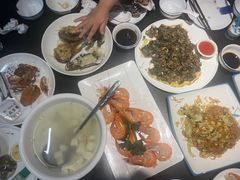 -鑫悦楼煎蟹·16年海鲜大排档