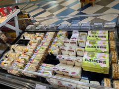 -85度C(生甜甜圈研究工坊·上海局门店)