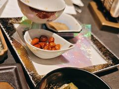 -铭牛烧肉·和牛海鲜自助(高新月牙湖店)